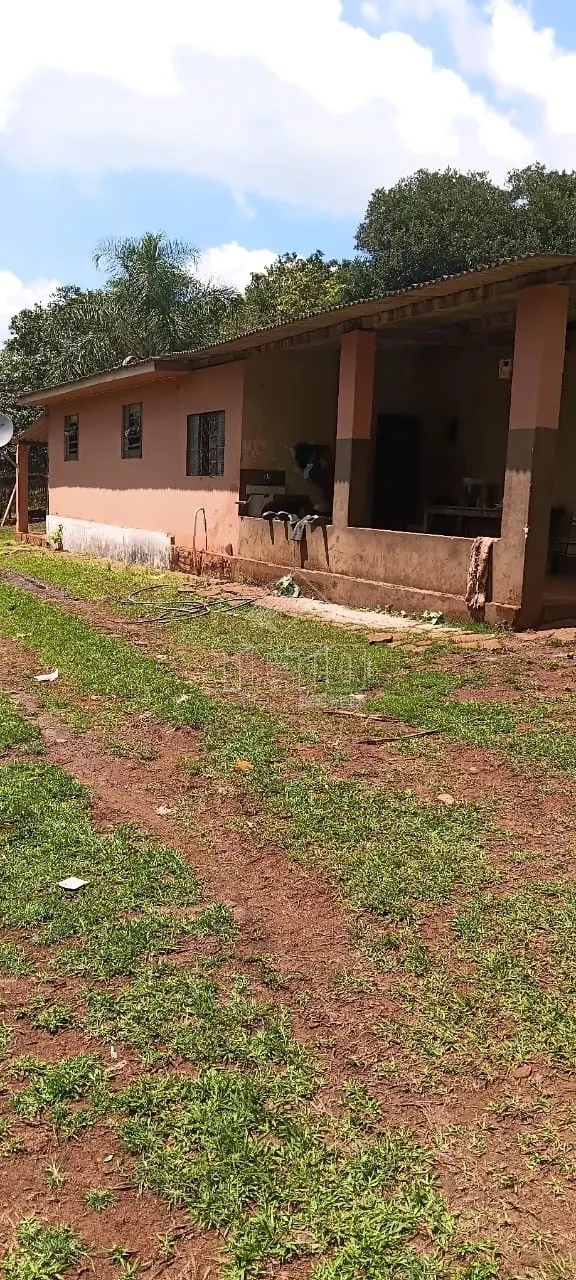 Sitio em Distrito Água Vermelha, São Carlos — foto principal